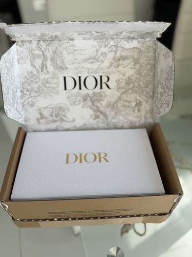 Dior white empty - dior, magnetic