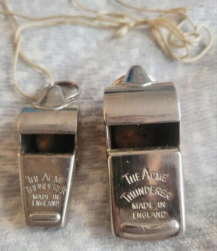 Vintage whistle the acme - the,