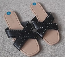 NEW Ladies Head Over Heels by