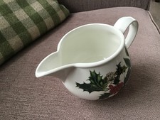 NEW PORTMERION HOLLY & IVY GRAVY BOAT. 16fl.oz.