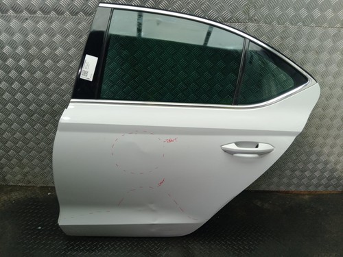 Skoda octavia door - door, left