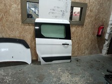 FORD TRANSIT CONNECT 230 2013-2016 DRIVER SIDE SLIDING DOOR COMPLETE IN WHITE