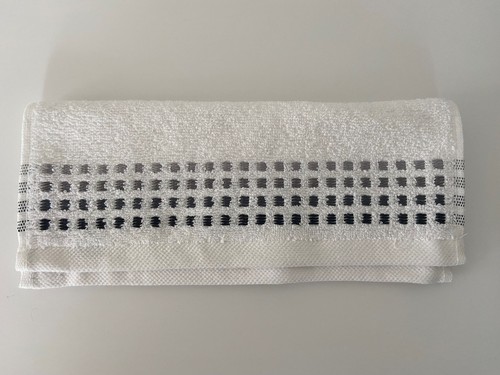 450gsm towels white with - 450gsm, in