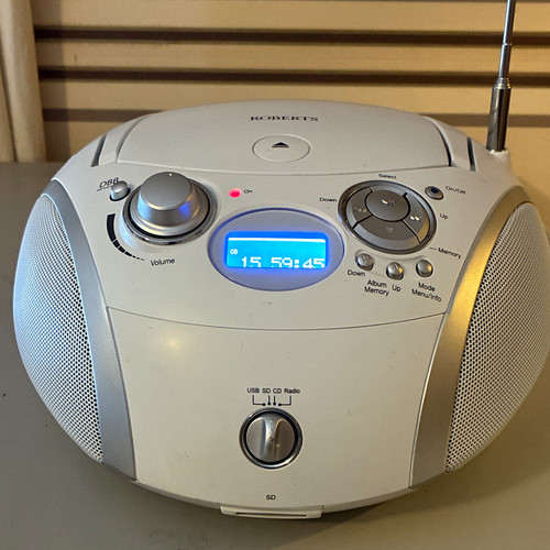 Roberts zoombox portable - roberts, 3
