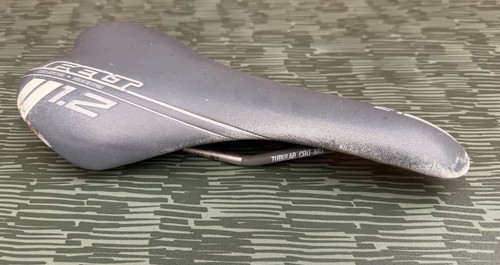 Felt road bike saddle - road,