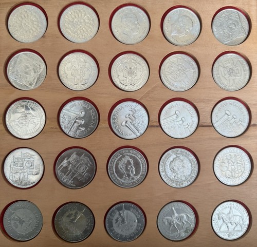 40x royal mint 5 coins - £5,