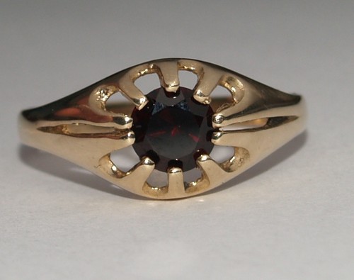 9ct yellow gold - 9ct,