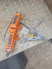 Halfords scissor jack - halfords, 1.5