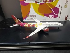 1/400 Juneyao Air Boeing 787-9 Dreamliner petal Livery