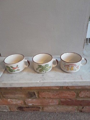 Set vintage retro 1970s - of, 3