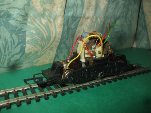 Hornby class 37 loco - 37,