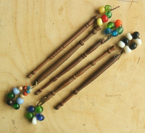 Wood lace bobbins spangled - x5,