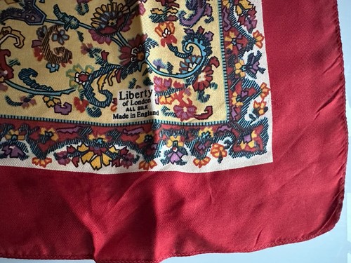 Vintage liberty square silk - vintage,
