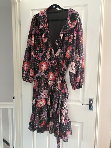 Simply size wrap dress - size,