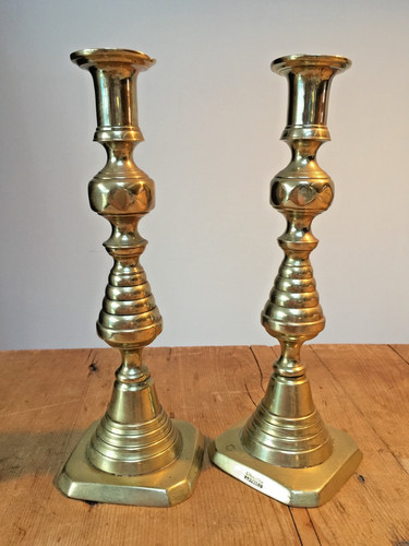 Pair vintage reg - reg'ed, push