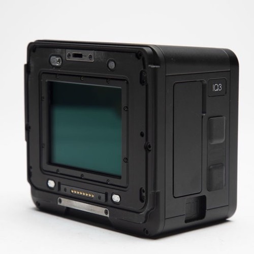 Phase one iq3 100 digital - one,