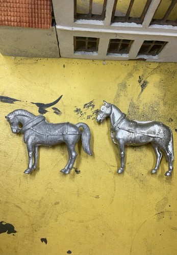 Unpainted metal 54mm pic - 54mm, 16