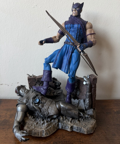 Marvel hawkeye figure with - hawkeye,