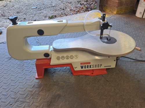 Axminster craft scroll saw - craft,