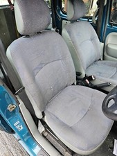 RENAULT KANGOO MK1 SEAT DRIVERS FRONT OSF (DISABILITY MOBILITY CAR) 1999 - 2006)