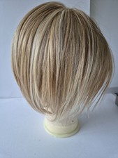 Raquel Welch Straight up with