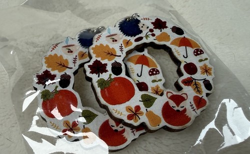 Fall autumn fox - pumpkin, wooden