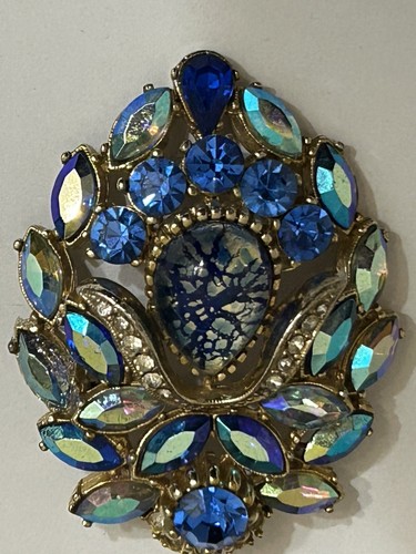 Vintage sphinx blue crystal - blue,