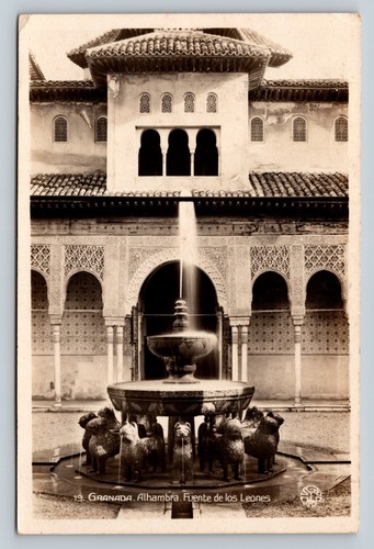 Fountain the lions granada - lions,