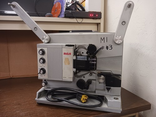 Rca 1600 movie - projector, for