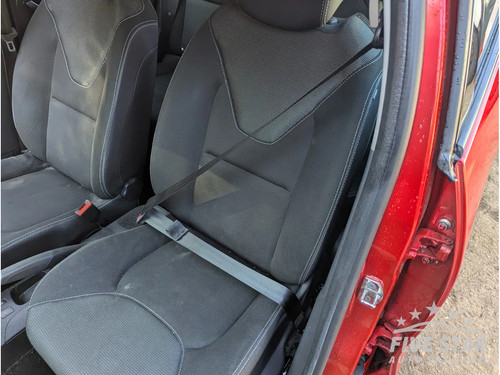 Renault clio front seat belt - clio,