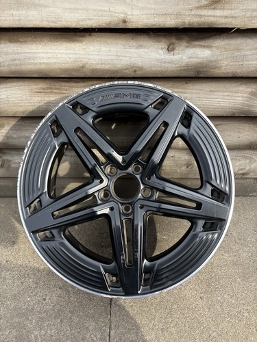 Mercedes amg cla black - black, 19"