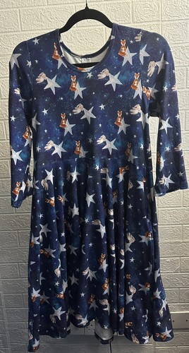 Carolina dress room - , and