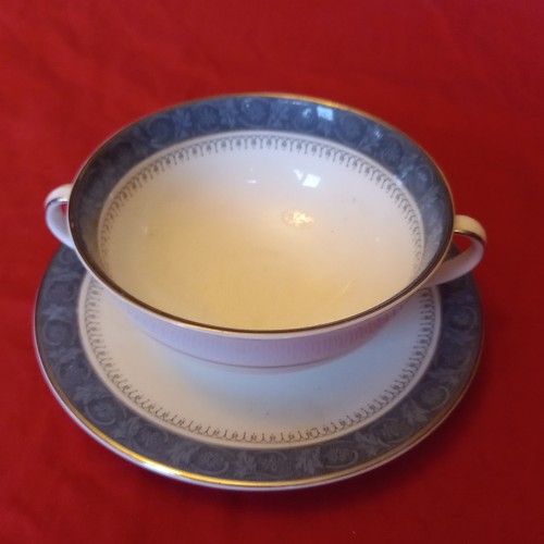 Vintage royal doulton - royal,