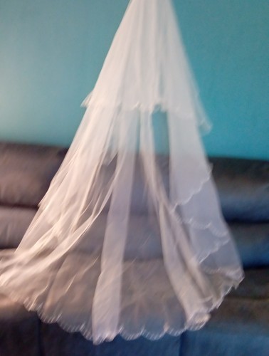 White veil tier chapel - 2,