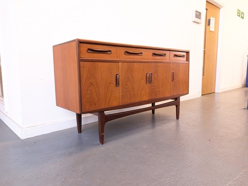 Plan vintage sideboard - plan, tv
