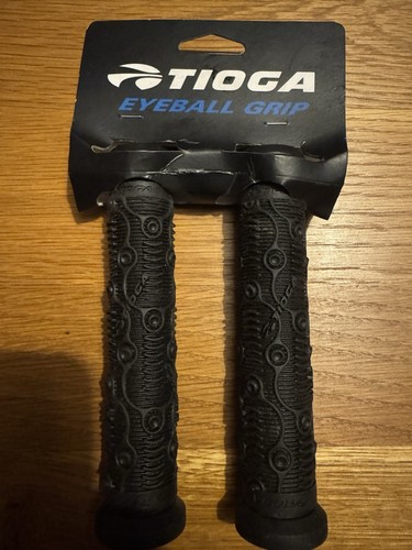 Tioga retro eyeball grips - retro,