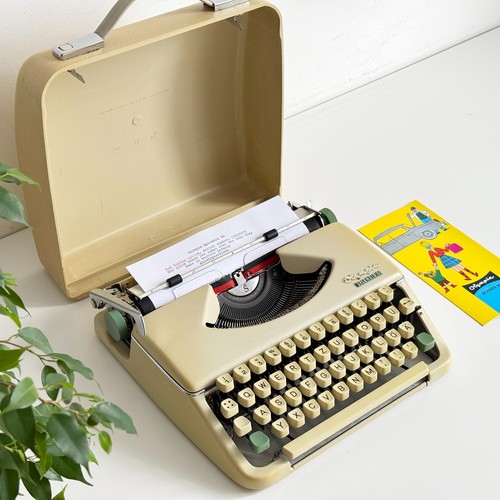 Olympia splendid typewriter - olympia,