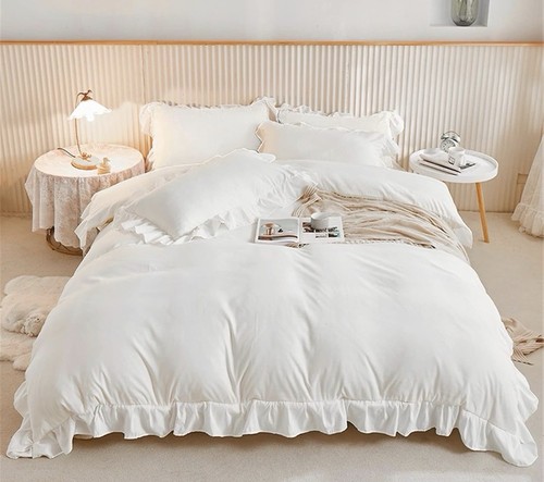Pieces white ruffle bedding - 3,