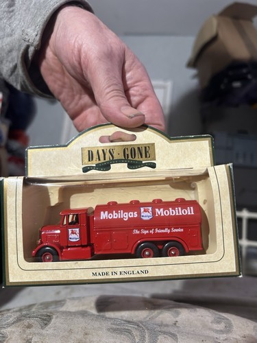 Lledo days gone mobiles tanker - mobiles,