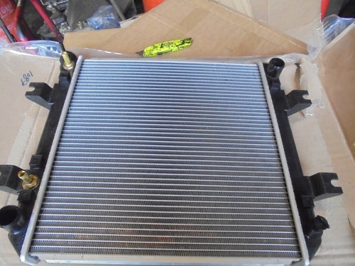 Radiator fit nissan d01 - radiator,