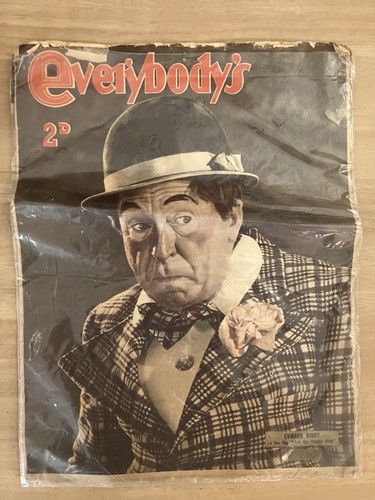 Everybody weekly magazine - weekly,