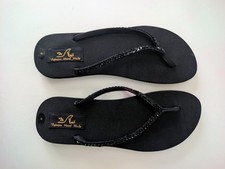 New Tu Anh black beated ladies