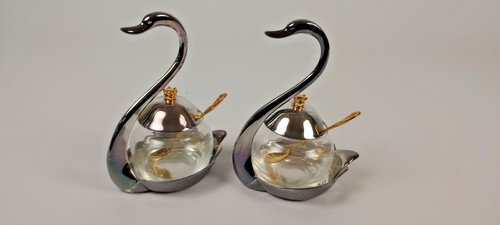 Silver colour swan - x,