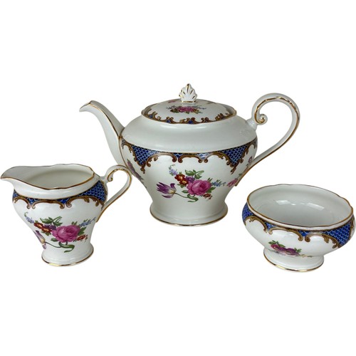 Aynsley wilton floral bone - wilton,