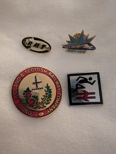 Bundle railway enamel pin - bundle,