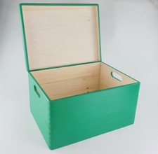 LARGE WOODEN BOX / TOY BOX