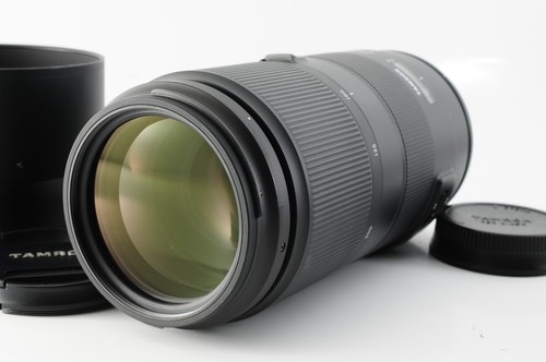 Near mint hood tamron - w/hood],