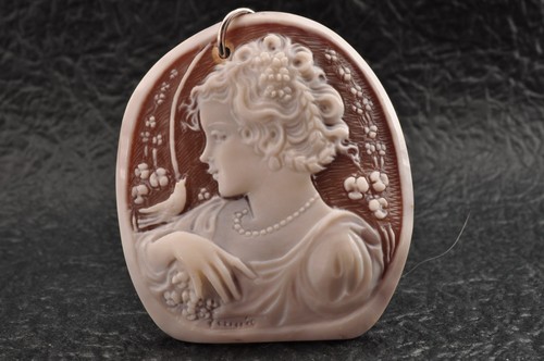 Sardonyx shell cameo pendant