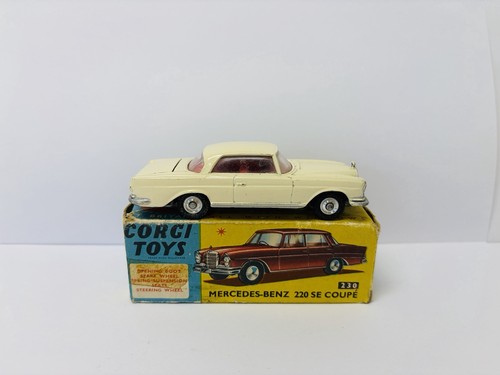 Corgi toys 230 mercedes - corgi,