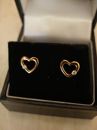 Pair carat yellow gold - pair, of